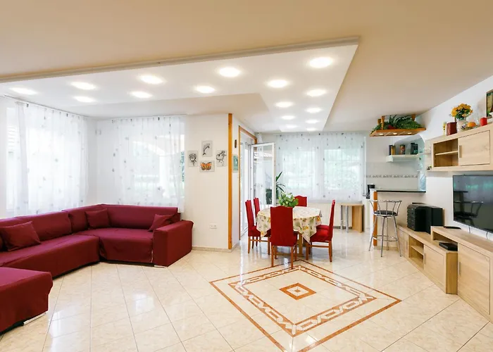 Pentaller By Interhome Сasa de vacaciones Balatonföldvár